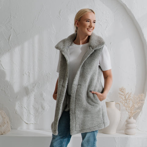 Merino Weste ''Wave'' Grau